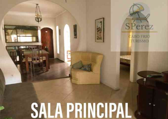 Quartos/Casa Ampla perto da Praia Cabo Frio-RJ